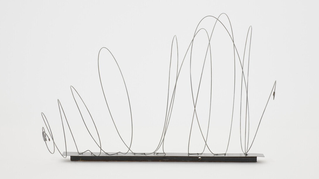 Gego, Bicho 89/17 [Bug 89/17], 1989. Courtesy of Zentrum Paul Klee