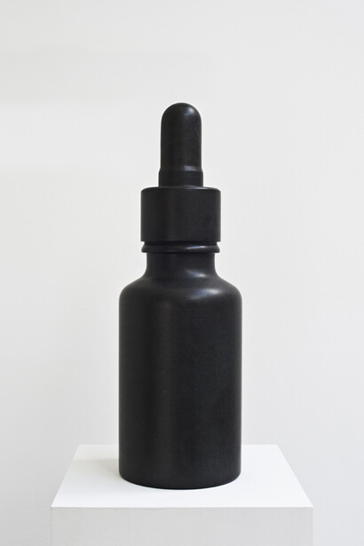 Iran do Espírito Santo, Dropping Bottle, 2013, Granite, 62 x 22 x 22 cm, 24 3/8 x 8 5/8 x 8 5/8 ins, © The Artist; Courtesy Alison Jacques Gallery, London; Photography Michael Brzezinski