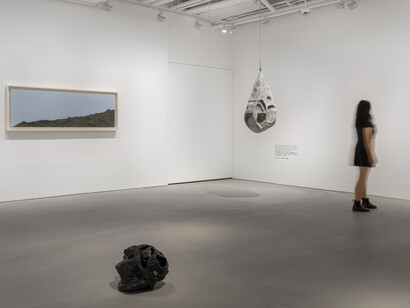 Louise Bourgeois, Soft landscape, exhibition view. Courtesy of Hauser & Wirth Gallery