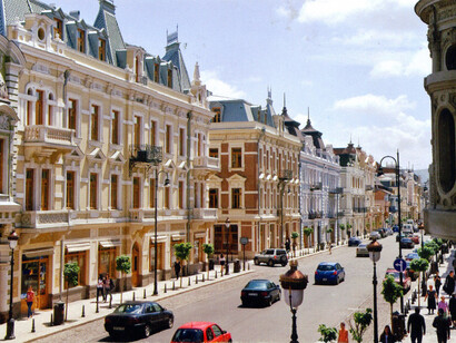 Tbilisi, David Agmashenebeti Avenue