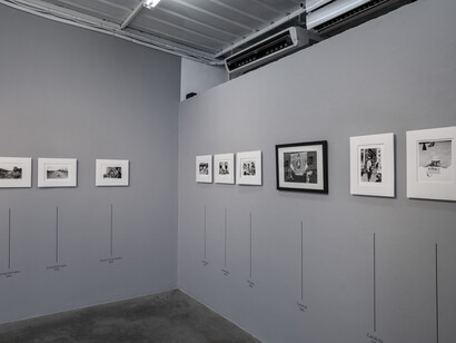 Julio Iribarren, Back on the road, vista de exhibición. Cortesía de ABRA