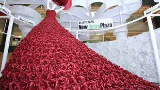 Moda y reciclaje. Diseño de Zoe Bradley