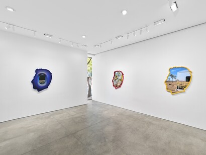 Alex Israel, Where is my mind? Exhibition view. Courtesy of Pace Prints Gallery