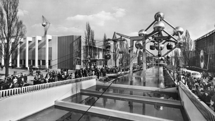People of 58. Courtesy of Atomium