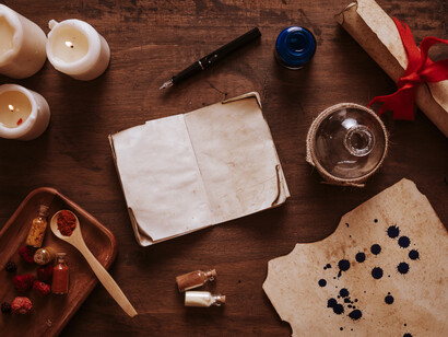 La médecine d'Hildegarde fusionne la sagesse ancienne et le corps humain comme centre de guérison, reflété dans les anciens écrits