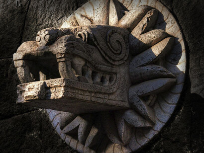 Detalle de la pirámide de la Serpiente Emplumada o Quetzalcóatl, Ciudad prehispánica de Teotihuacán