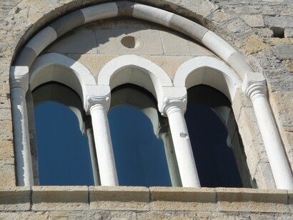 Trifora of the San Fruttuoso Abbey (exterior)