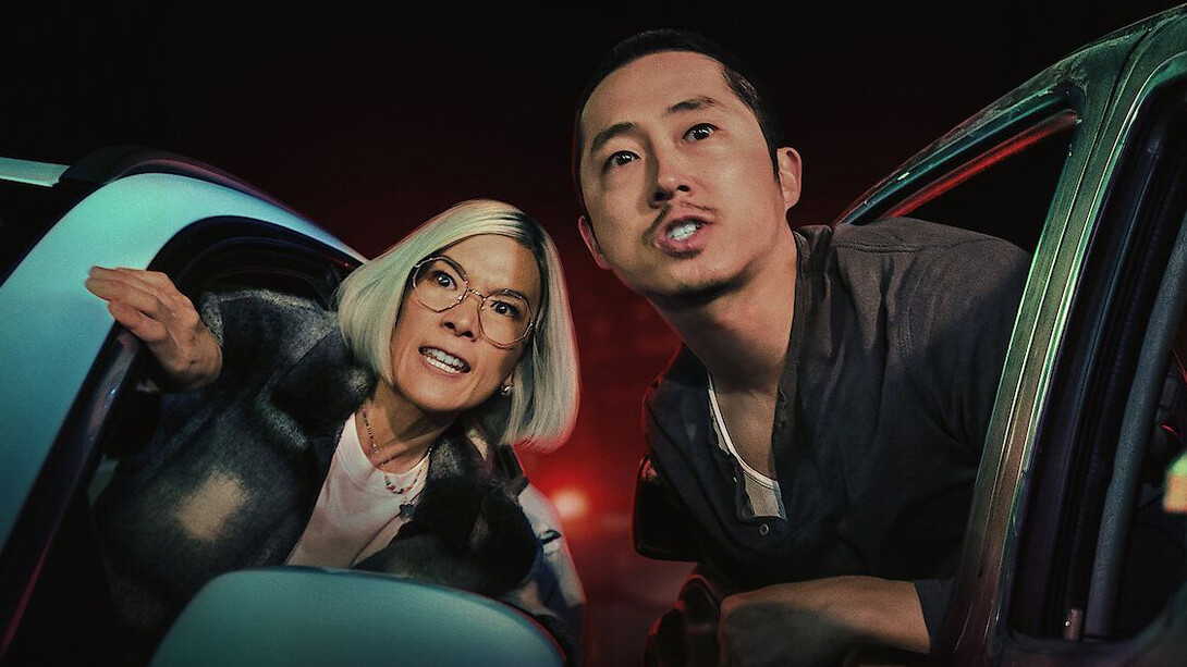''Beef'' protagonists raging at another driver, Lee Sung Jin