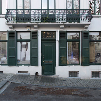 Emmanuelle Lainé. A daytime encounter, 2015. UV print on perforated vinyl. Courtesy of the artist and MOT International London and Brussels