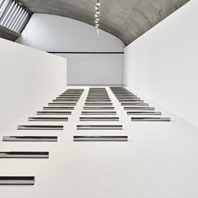 Walter De Maria, The singular experience, exhibition view. Courtesy of Gagosian