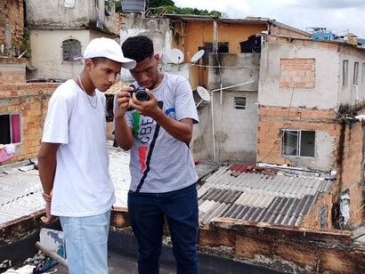 Ben Hur Nogueira is a young Brazilian filmmaker from the favela of Morro das Pedras