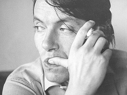 Fabrizio De André, cantautore e poeta genovese autore de Le Passanti