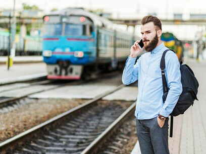 Las estaciones pasan a ser puntos nodales de comunicación entre personas y productos, aparece así el concepto red de transportes