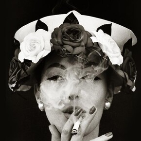 William Klein ©, Hat and 5 Roses (Vogue), Paris, 1956 - Courtesy 29 ARTS IN PROGRESS 