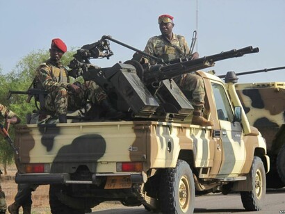 Militares nigerianos en su lucha contra Boko Haram