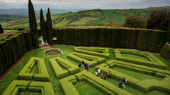 Il labirinto del giardino della Foce in Val d’Orcia