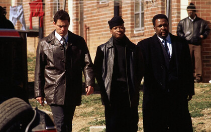 McNulty, DeAngelo Barksdale, and Bunk Moreland in Season 1 © HBO