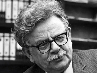 Nada teme más el hombre que ser tocado por lo desconocido. Desea saber quién es el que le agarra; le quiere reconocer o, al menos, poder clasificarlo