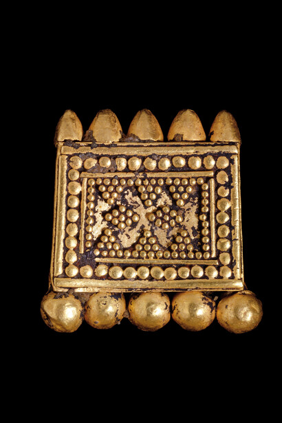 Image from the exhibition Queen of Sheba: Treasures from Ancient Yemen, 2002. Credit British Museum