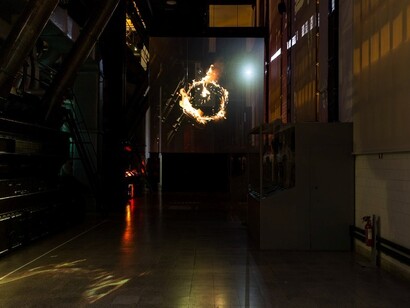 Apichatpong Weerasethakul, Fireworks (Fans), 2016. Vista da exposição Liquid Skin – Apichatpong Weerasethakul, Joaquim Sapinho, MAAT, 2016. Fotografia: Bruno Lopes