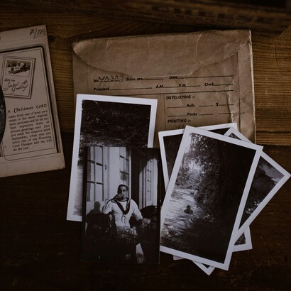 Le identità più vere si costruiscono nei margini, tra ciò che si è perduto e ciò che si continua a cercare