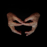 Hossein Valamanesh, Passing Time, 2011, sculpture, single-channel digital video, sound, colour, 4:02 minutes, Museum of Contemporary Art, donated through the Australian Government’s Cultural Gifts Program by GRANTPIRRIE Private, 2015, image courtesy and © the artist/ Licenced by Viscopy, 2016