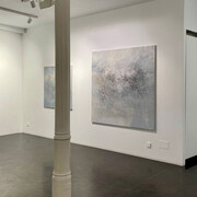 Marianna Gioka, Topography of the mind II, vista de exhibición. Cortesía de Galería Ponce+Robles 