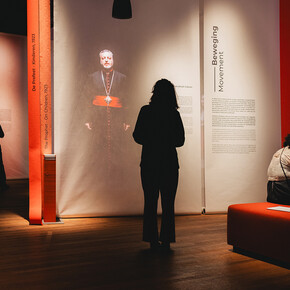 Poetry of the people, exhibition view. Courtesy of Wereldmuseum 