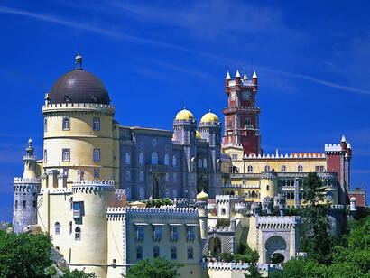 El castillo de Sintra: Sintra y Cascais son dos ciudades turísticas a muy pocos kilómetros de Lisboa