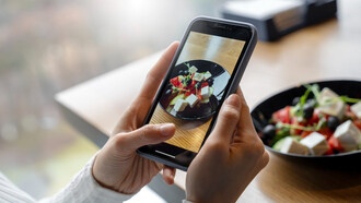 La alimentación se sumó como temática en la agenda pública por la preocupación acerca de los productos que elegimos para alimentarnos y de las desigualdades sociales que existen en el acceso a este derecho