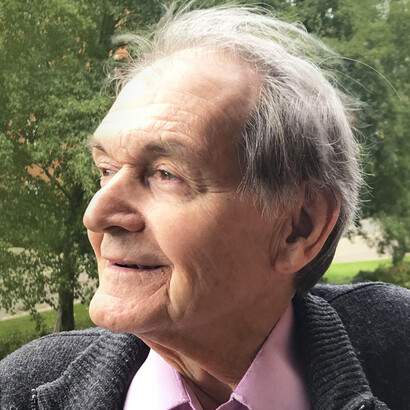 Roger Penrose, físico matemático británico galardonado con el premio Nobel de Física 2020