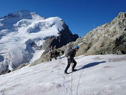 Chaque fois que l’on cherche à résoudre des problèmes hors de la situation qui les a engendrés, on prend le risque de solutions impossibles, de problèmes jamais résolus