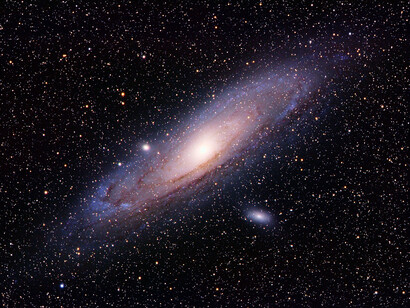 La longitud de Planck se considera la distancia más pequeña por encima de la cual el espacio-tiempo puede tener una geometría clásica (Vía Láctea)