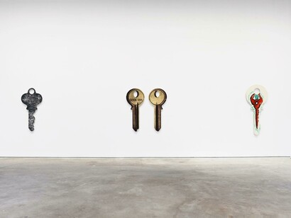 Nate Lowman, Hanging out, exhibition view. Courtesy of David Zwirner Gallery