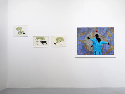 Saïdou Dicko, Où la terre et le ciel se croisent, vue de l'exposition. Avec l'aimable autorisation de la galerie Afikaris