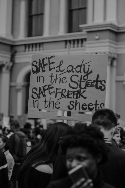 Violenza contro le donne. Iniziative innovative: Come il Codice Rosso sta ispirando cambiamenti nella società italiana