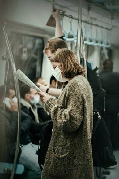 Todavia, quando observamos uma convergência, quando o espectro político se une numa paralisação, é sinal de que a temática transcende a mera disputa partidária; é sinal de que há uma ferida social que exige ser repensada urgentemente