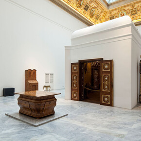 Baroque rococo classicism, exhibition view. Courtesy of Museum für angewandte Kunst