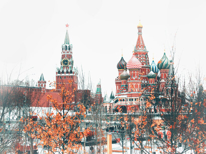Kremlin, Moscow: the contraction of the West began with the Russian revolution of 1917 and the emergence of the Soviet Bloc