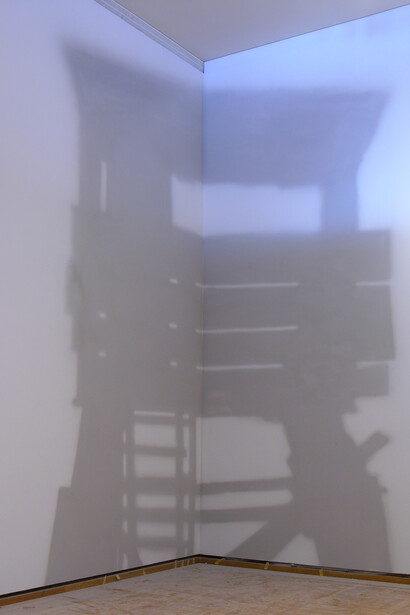 Nadia Kaabi Linke, All Along The Watchtower, 2014, Photo © Bernard Yenelouis