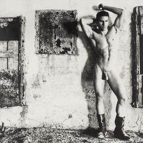 Bill Costa, The rose bush was attached to the wall by Rusty Nails. Its leaves were gleaming and the flowers had all the tints of flesh (detail), 1992. Courtesy of CLAMP