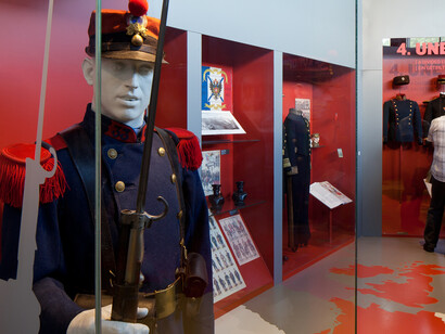 De Terre et D'acier, Exhibition view. Courtesy of Musée de la Grande Guerre