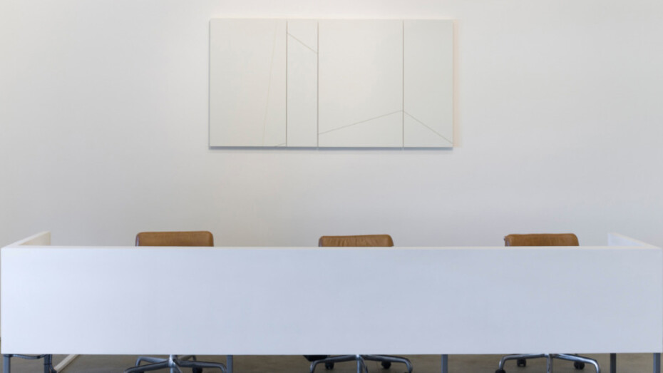 Iran do Espírito Santo & Fred Sandback. Courtesy of Fortes D’Aloia & Gabriel Carpintaria