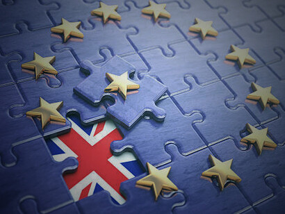 Puzzle pieces with the flags of the United Kingdom and the European Union, symbolizing the fragmented process of Brexit and the United Kingdom's exit from the EU