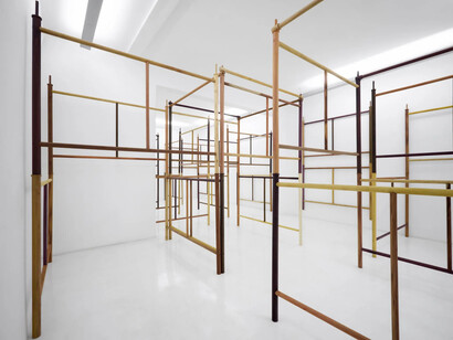 José Bento, Mão amiga [Helping hand], exhibition view. Courtesy of A Gentil Carioca