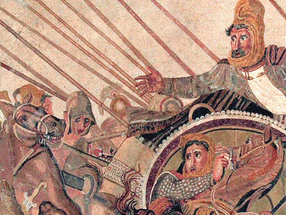 Los soldados persas intentan proteger a Darío III (superior derecha) en el Mosaico de Issos