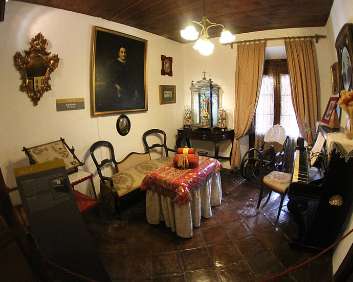 Gabinete, Exhibition view. Courtesy of Museo Unicaja de Artes y Costumbres Populares