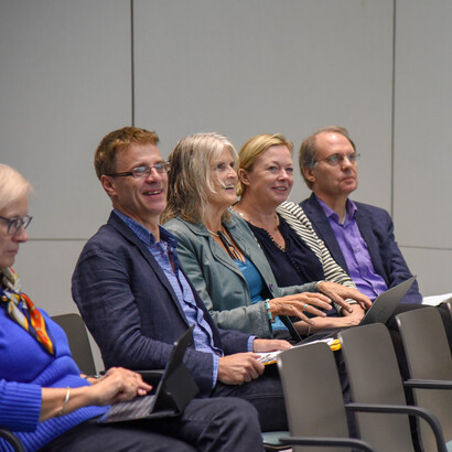 El populismo es un término polisémico cuya definición varía según el enfoque teórico y el contexto histórico-político en el que se analice. Modelos nórdicos en la era del populismo. En el Centro para el Estudio de Europa de la Universidad de Boston. 27 y 28 de septiembre de 2018, EE.UU.