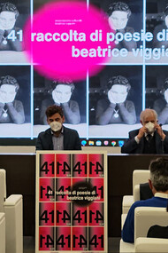 Un momento della presentazione al Polo Bibliotecario di Potenza dell'antologia poetica postuma "41", di Beatrice Viggiani
