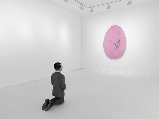 © Fondazione Lucio Fontana © Maurizio Cattelan. Photo Mike Bruce. Courtesy Gagosian Gallery